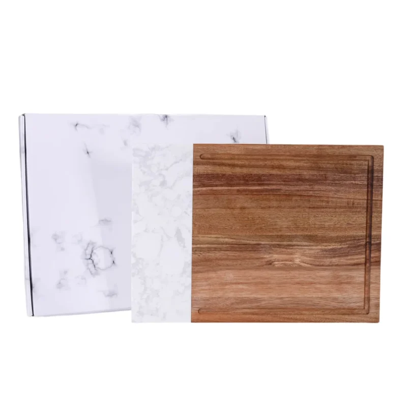 The Perfect Balance of Warm Wood & Cool Marble